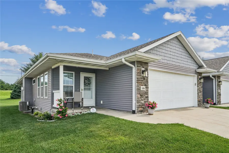 506 Meadow Oak Circle, Fairfax, IA 52228 - #2