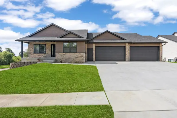 1647 Foxborough Drive, Marion, IA 52302