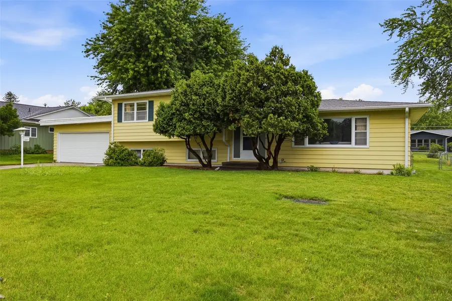 299 Red Fox Road Se, Cedar Rapids, IA 52403 - #2