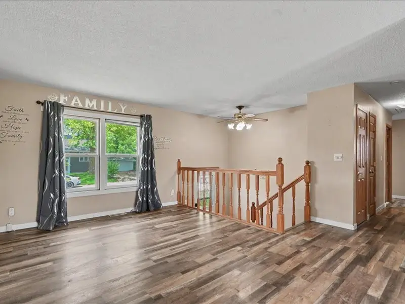 49 Devonwood Avenue Sw, Cedar Rapids, IA 52404 - #3