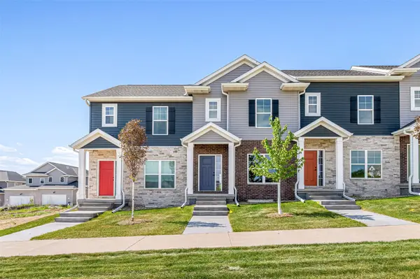 628 Catherine Drive, Tiffin, IA 52340