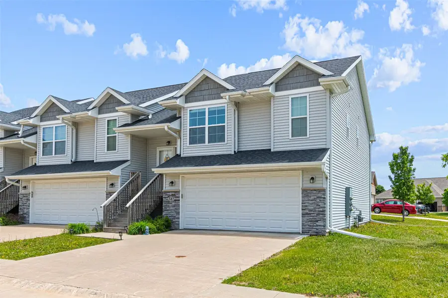 347 Cypress Court, Solon, IA 52333 - #2