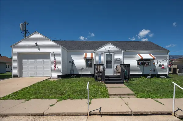 214 1st Street, Keystone, IA 52249