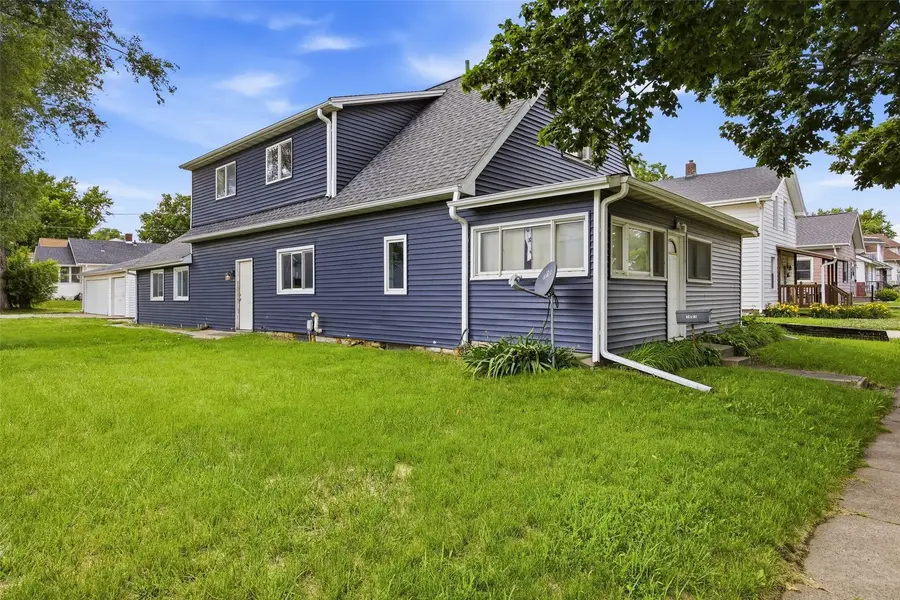 1001 17th Street Ne, Cedar Rapids, IA 52402 - #2
