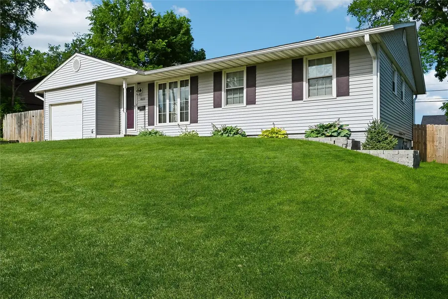 4633 White Pine Drive Ne, Cedar Rapids, IA 52402 - #3