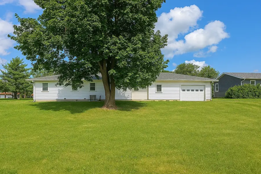 907 Mckinley Avenue, Lowden, IA 52255 - #2