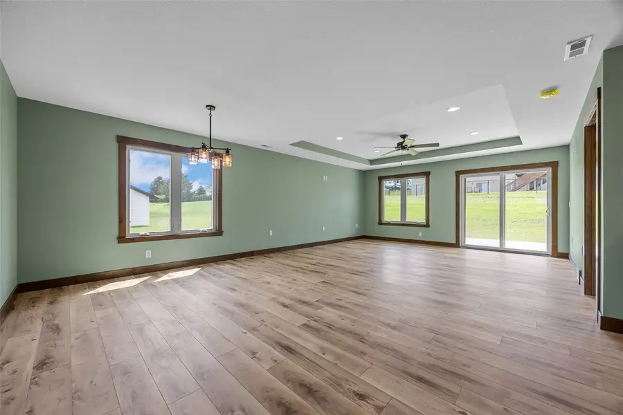 425 Council Street, Anamosa, IA 52205 - #3