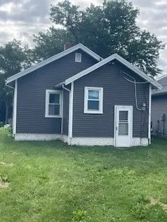 905 12th St Ne, Cedar Rapids, IA 52402 - #2