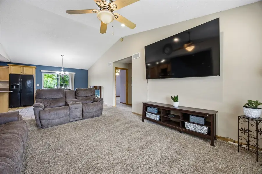 2460 Prairie Hill Drive, Marion, IA 52302 - #3