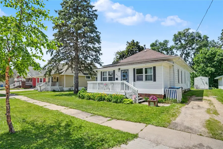 423 N Maple Street, Monticello, IA 52310 - #2