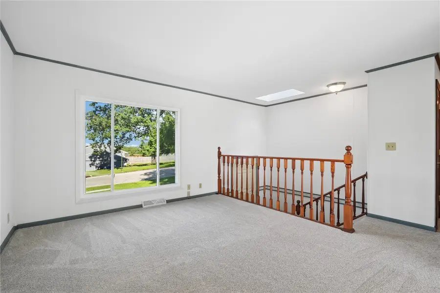 805 Pawnee Drive Nw, Cedar Rapids, IA 52405 - #3