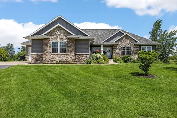 3352 Southridge Drive, Amana, IA 52203