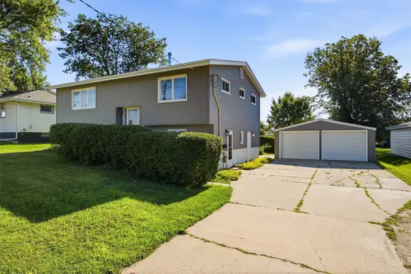 123 Edgewood Road Sw, Cedar Rapids, IA 52404