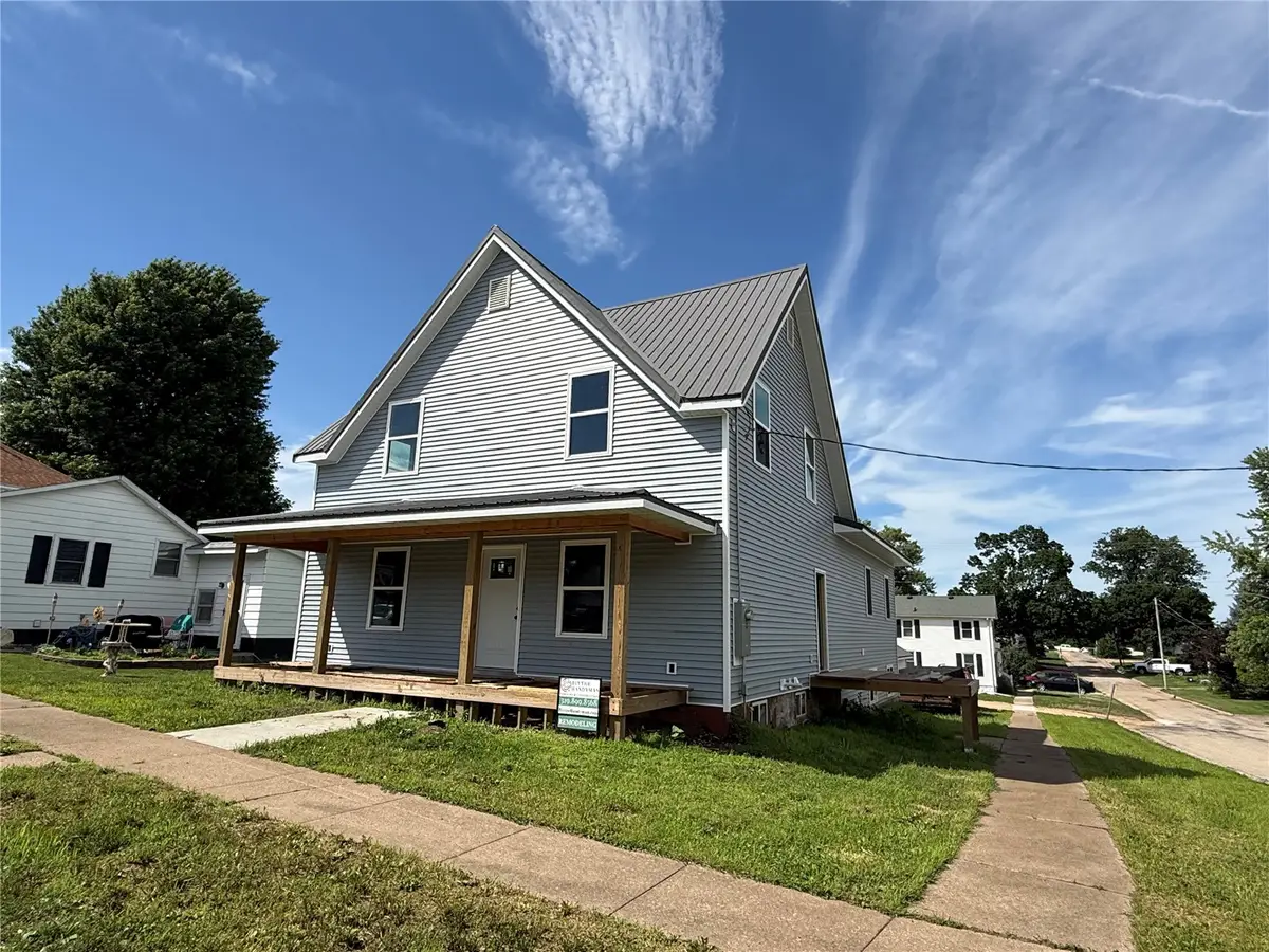 308 E 2nd Street, Mechanicsville, IA 52306 - #1