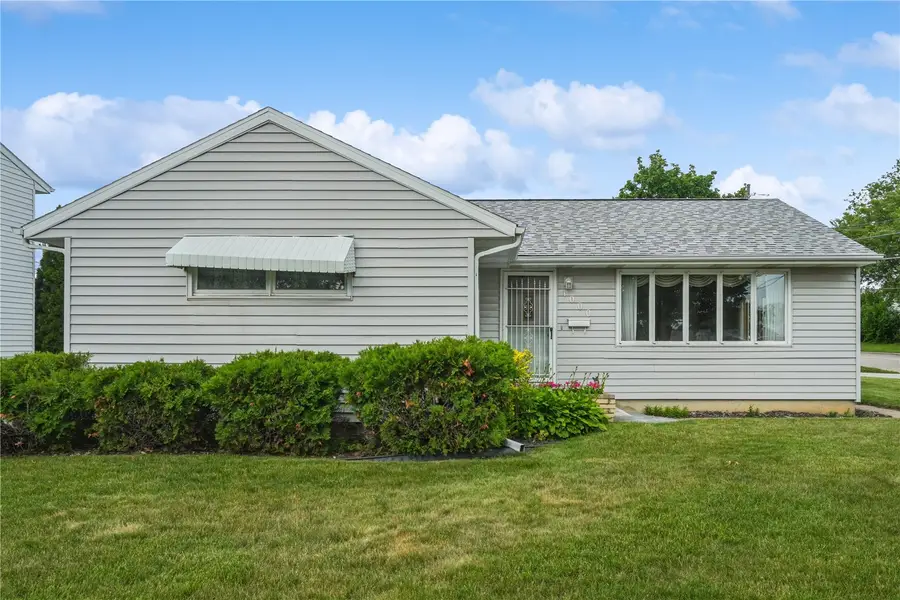 1000 29th Street Ne, Cedar Rapids, IA 52402 - #2