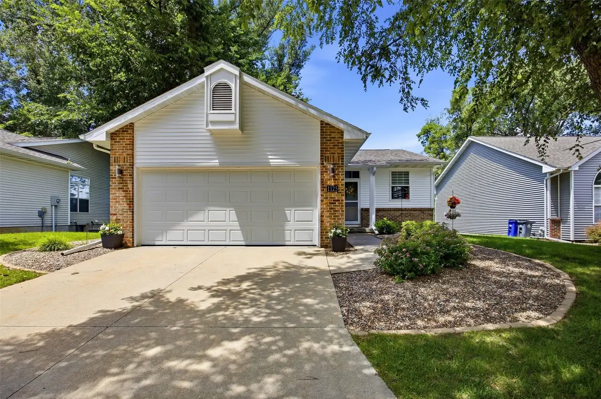 1125 Forest Glen Court Se, Cedar Rapids, IA 52403 - #1