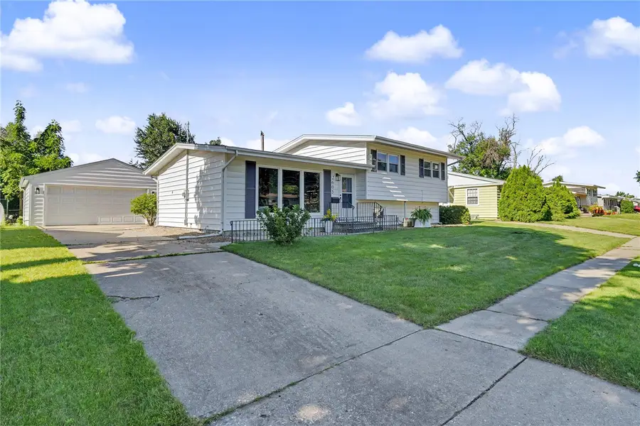 2605 1st Avenue, Marion, IA 52302 - #2
