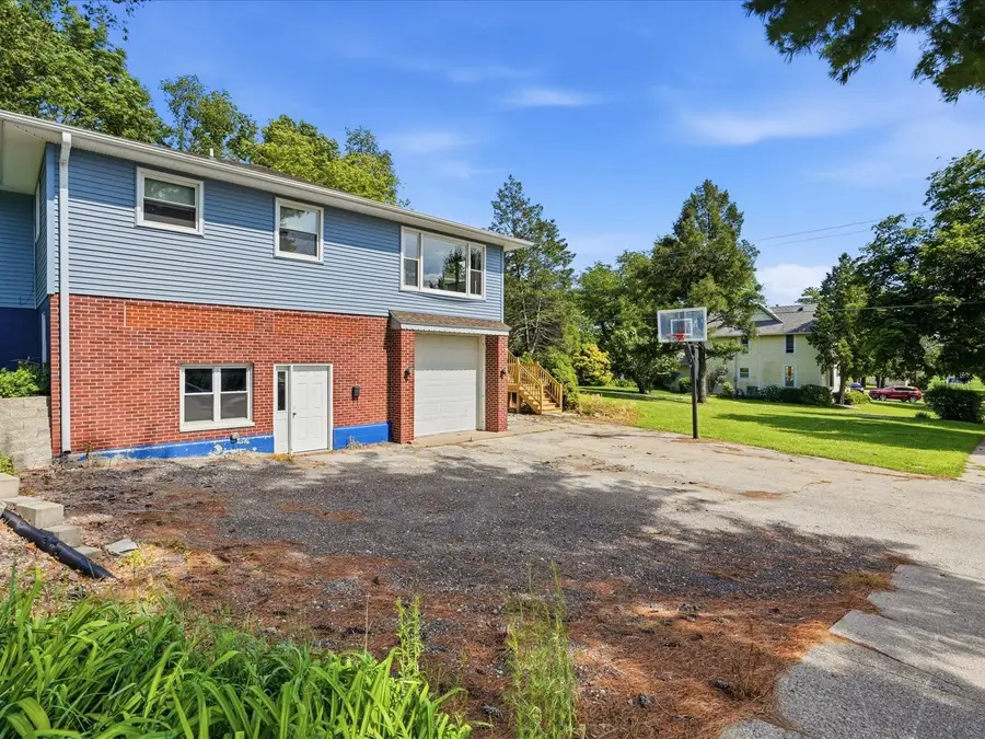 508 10th Ave Sw, Mount Vernon, IA 52314 - #2