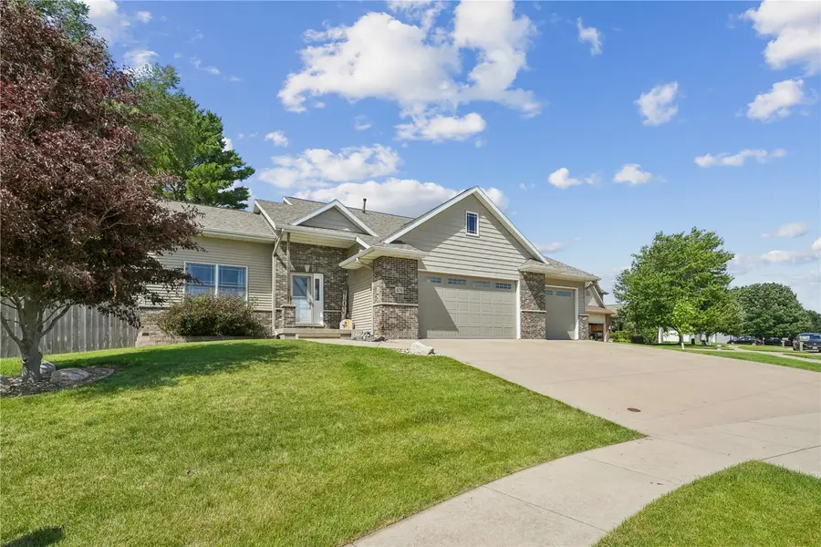 470 Irish Ct, Marion, IA 52302 - #2