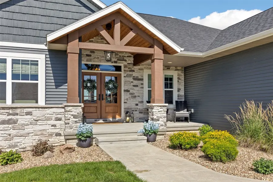 1601 Heartland Street, Fairfax, IA 52228 - #2