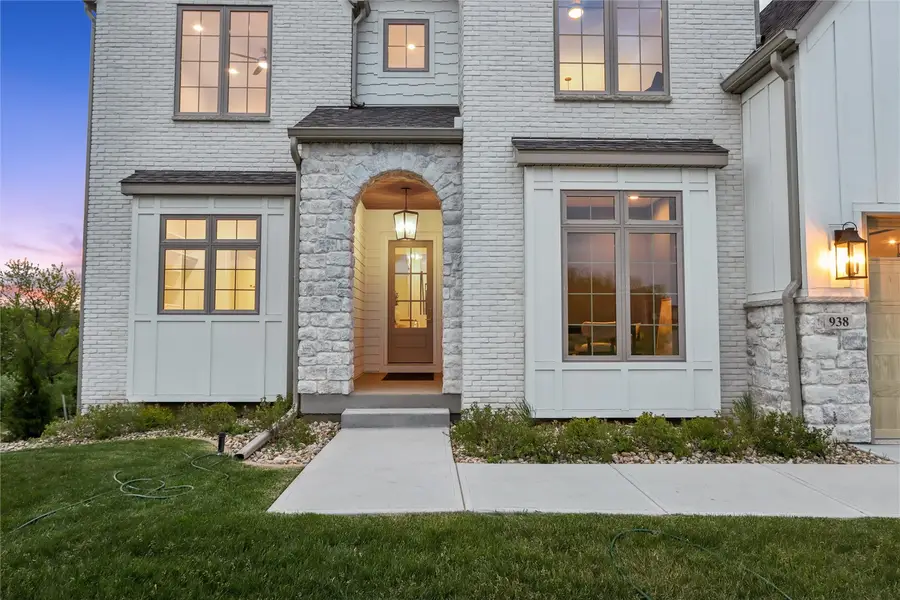 938 Heron Place, Iowa City, IA 52245 - #2