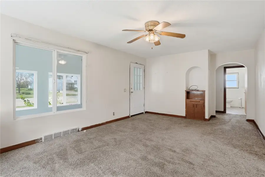 309 2nd Avenue, Clarence, IA 52216 - #3