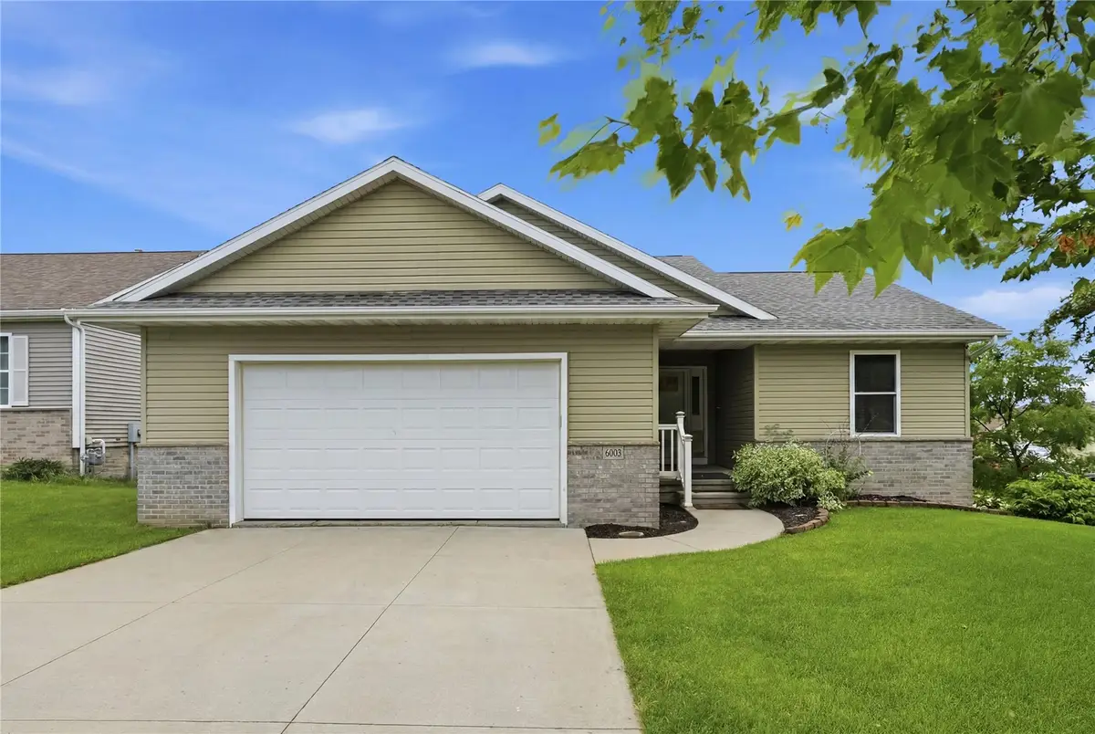 6205 Palmetto, Cedar Rapids, IA 52404 - #1