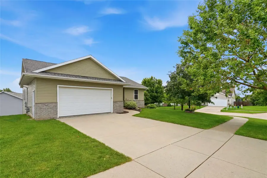 6205 Palmetto, Cedar Rapids, IA 52404 - #2