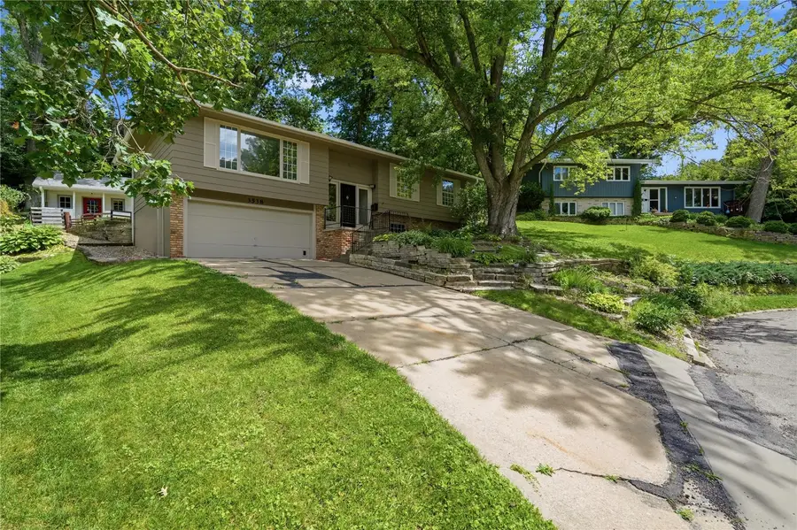 3538 Elmwood Ct, Cedar Rapids, IA 52402 - #2