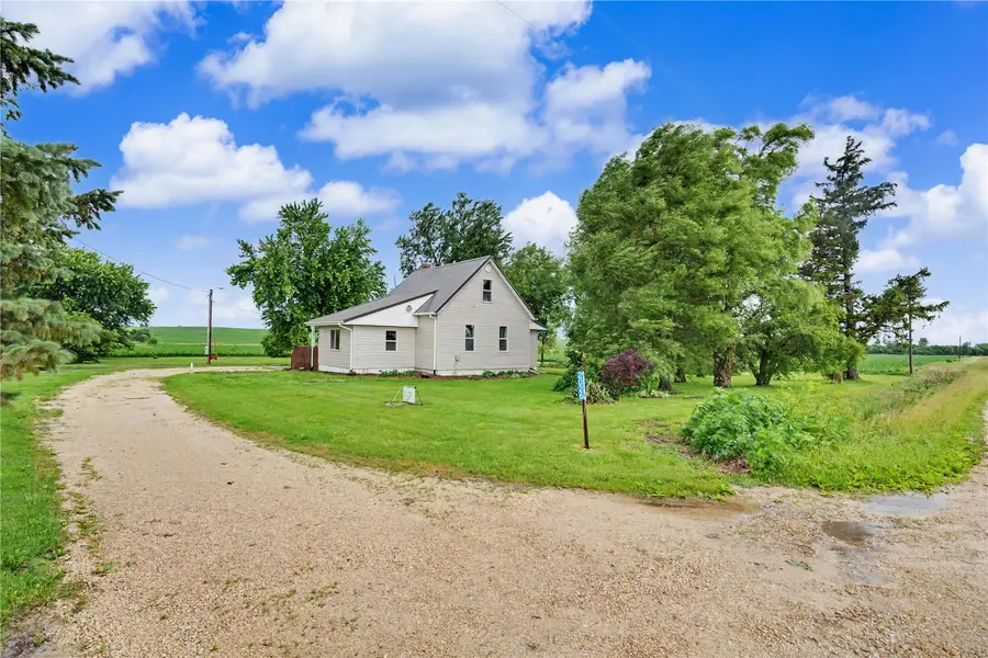 2026 130th St, Lowden, IA 52255 - #2