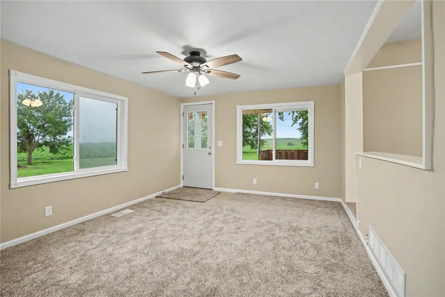 2026 130th St, Lowden, IA 52255 - #3