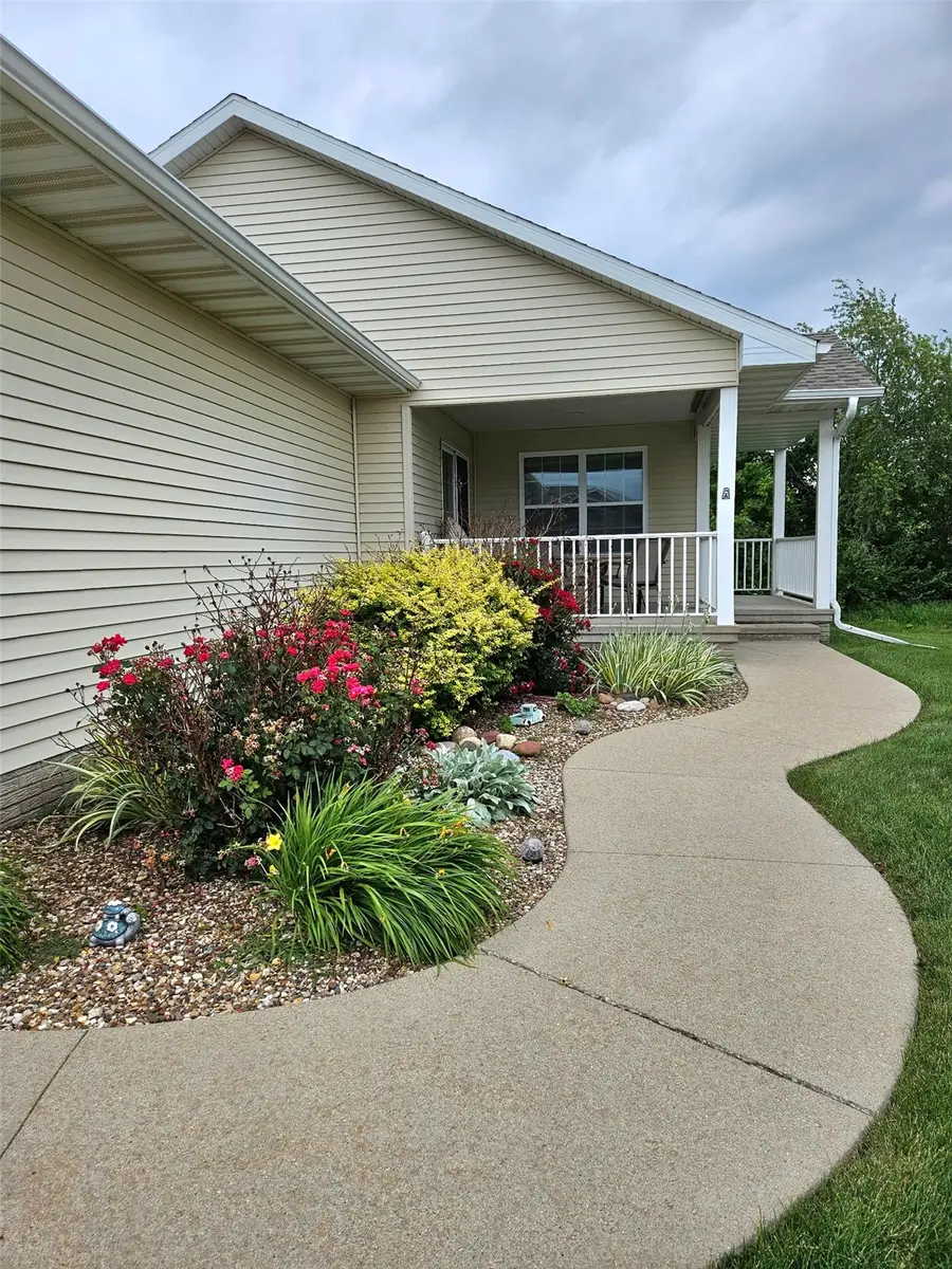 6355 Muirfield Drive Sw, Cedar Rapids, IA 52404 - #2