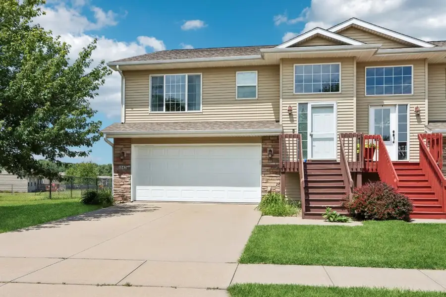 1542 Red Oak Dr, North Liberty, IA 52317 - #2