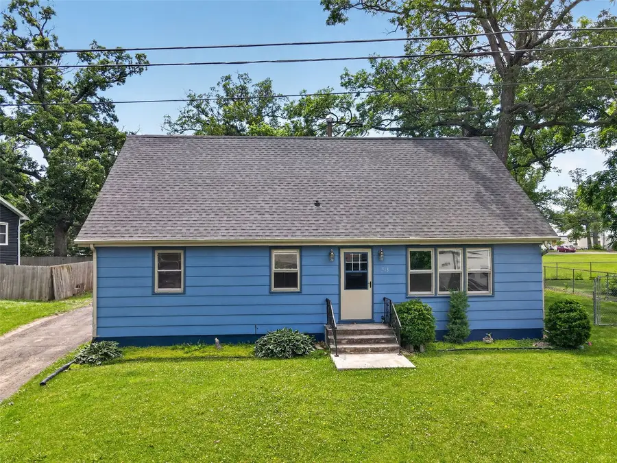113 Chaffee Drive, Hiawatha, IA 52233 - #3
