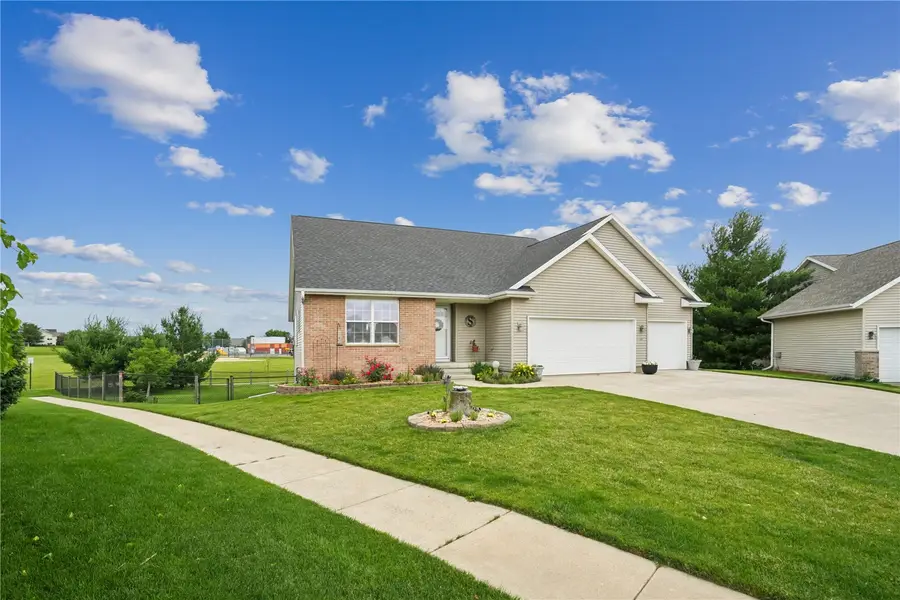 4614 Adams Court Ne, Cedar Rapids, IA 52411 - #2