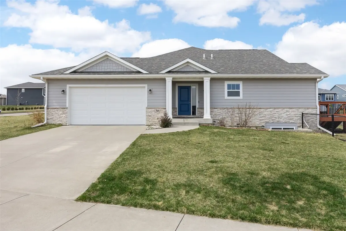 765 Hanks Dr, Iowa City, IA 52240 - #1