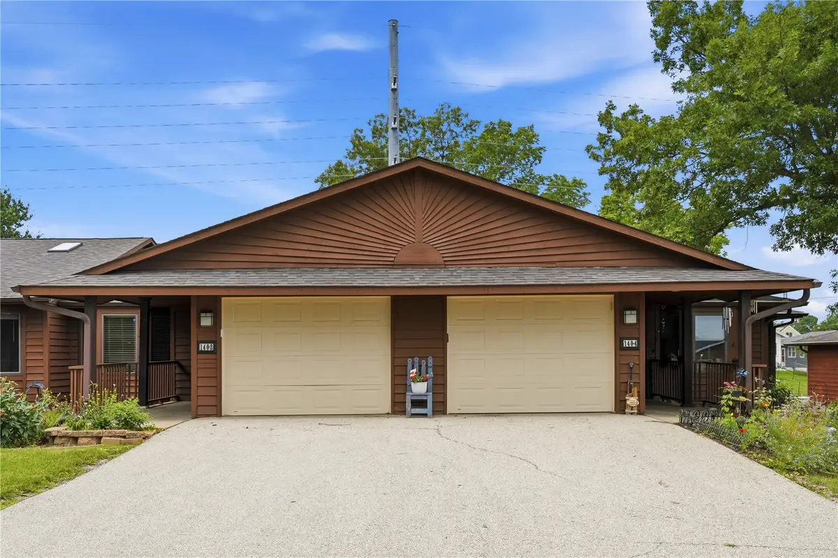 140 35th Street Dr Se #4, Cedar Rapids, IA 52403 - #1