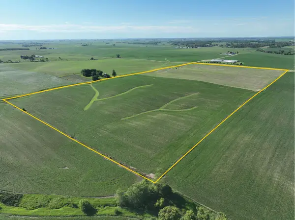1487 Ocean Avenue, Tipton, IA 52772