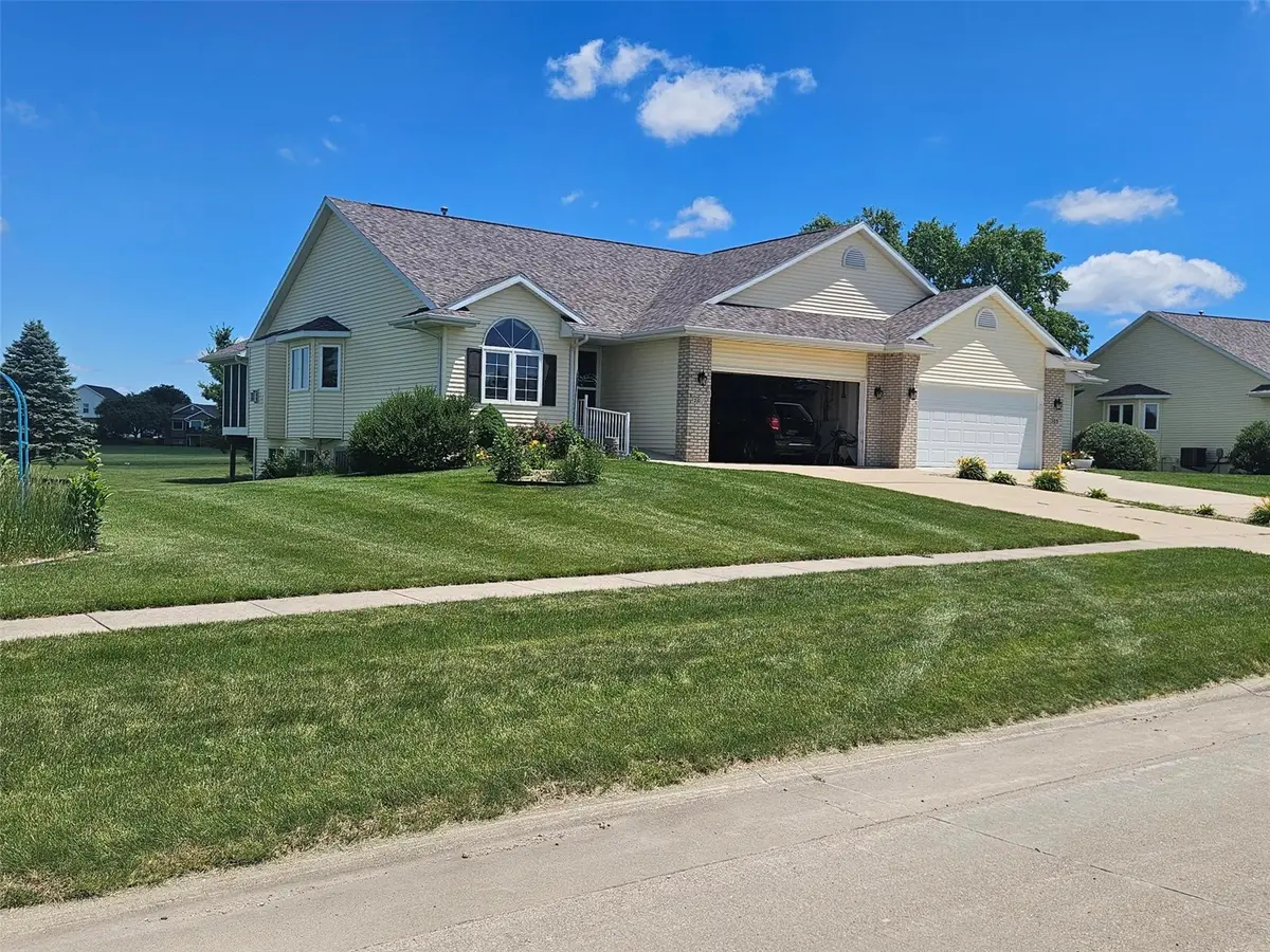 201 Wildcat Trail, Shellsburg, IA 52332 - #1
