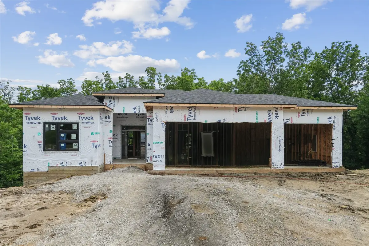 3931 Windfall Drive Nw, Cedar Rapids, IA 52405 - #1