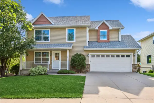 1332 Deer Run Drive Ne, Cedar Rapids, IA 52402
