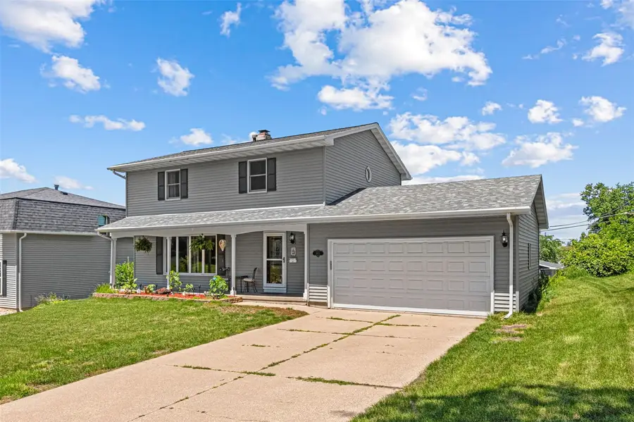 2620 Brookland Drive Ne, Cedar Rapids, IA 52402 - #2