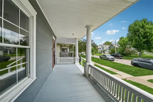 1532 C Avenue Ne, Cedar Rapids, IA 52402