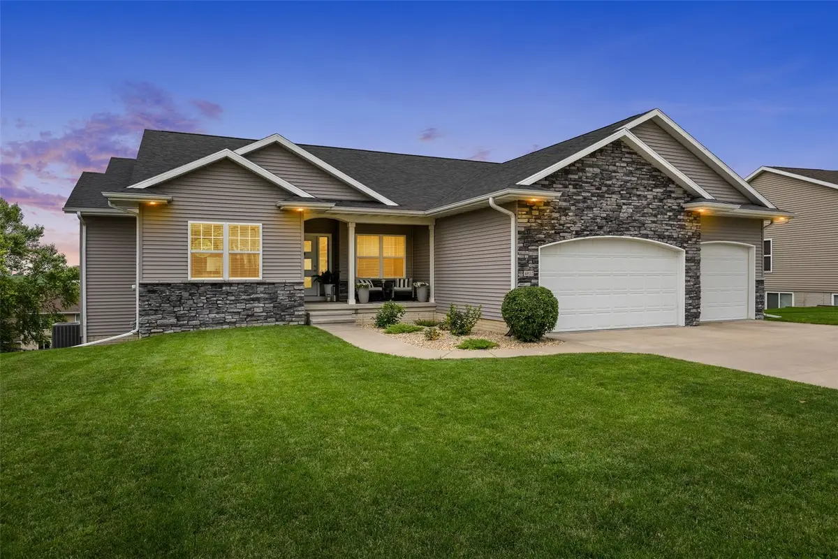 4812 Hay Field Court Sw, Cedar Rapids, IA 52404 - #1