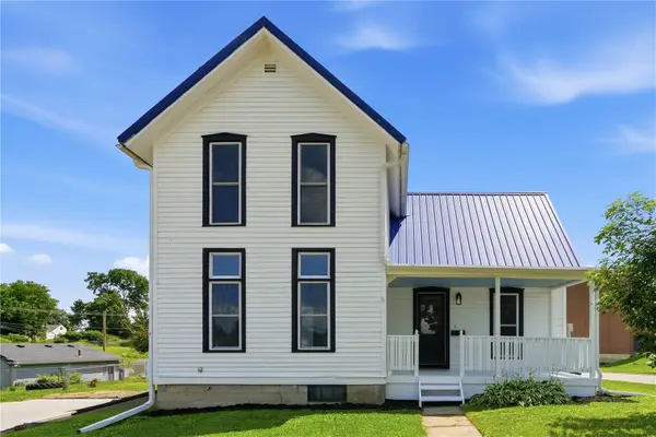1405 5th Avenue, Marion, IA 52402