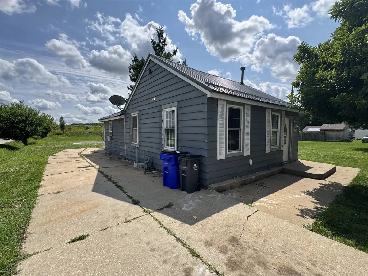 2629 24th Avenue Se, Cedar Rapids, IA 52403 - #1