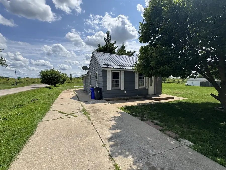 2629 24th Avenue Se, Cedar Rapids, IA 52403 - #2