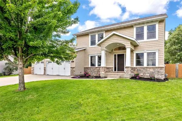 2100 Pike Court, Marion, IA 52302