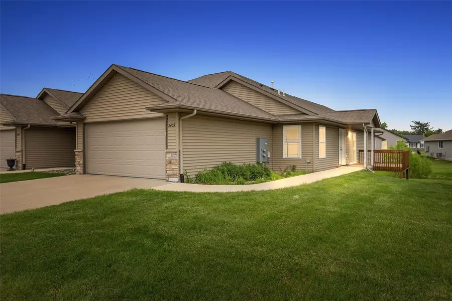 2403 Snapdragon Circle Sw, Cedar Rapids, IA 52404 - #3