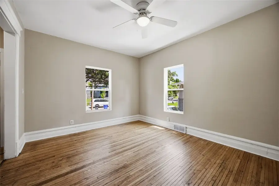 1507 Washington Avenue Se, Cedar Rapids, IA 52403 - #3